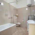 2 Bedroom Inside Gozsdu Passage * Budapeşte