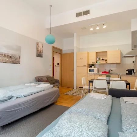 2 Bedroom Inside Gozsdu Passage Budapest